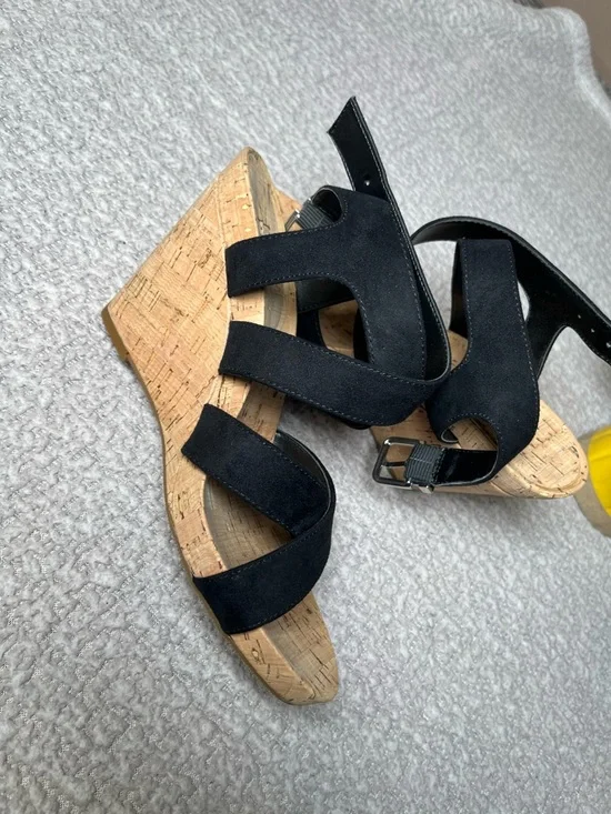 INC International Concepts Black Cork-Trim Crisscross Sandals 8 1/2 - Picture 6 of 13